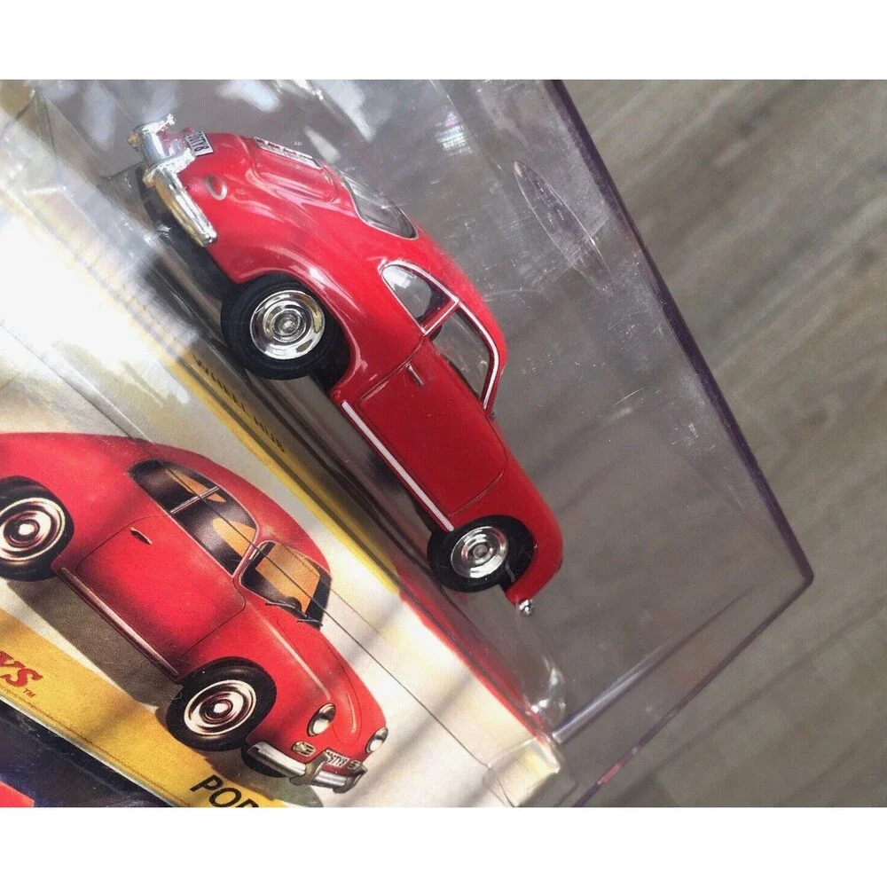 NEW Dinky Toys Porsche 356A Deluxe Die Cast Red DY25/b 2006 - Picture 9 of 14